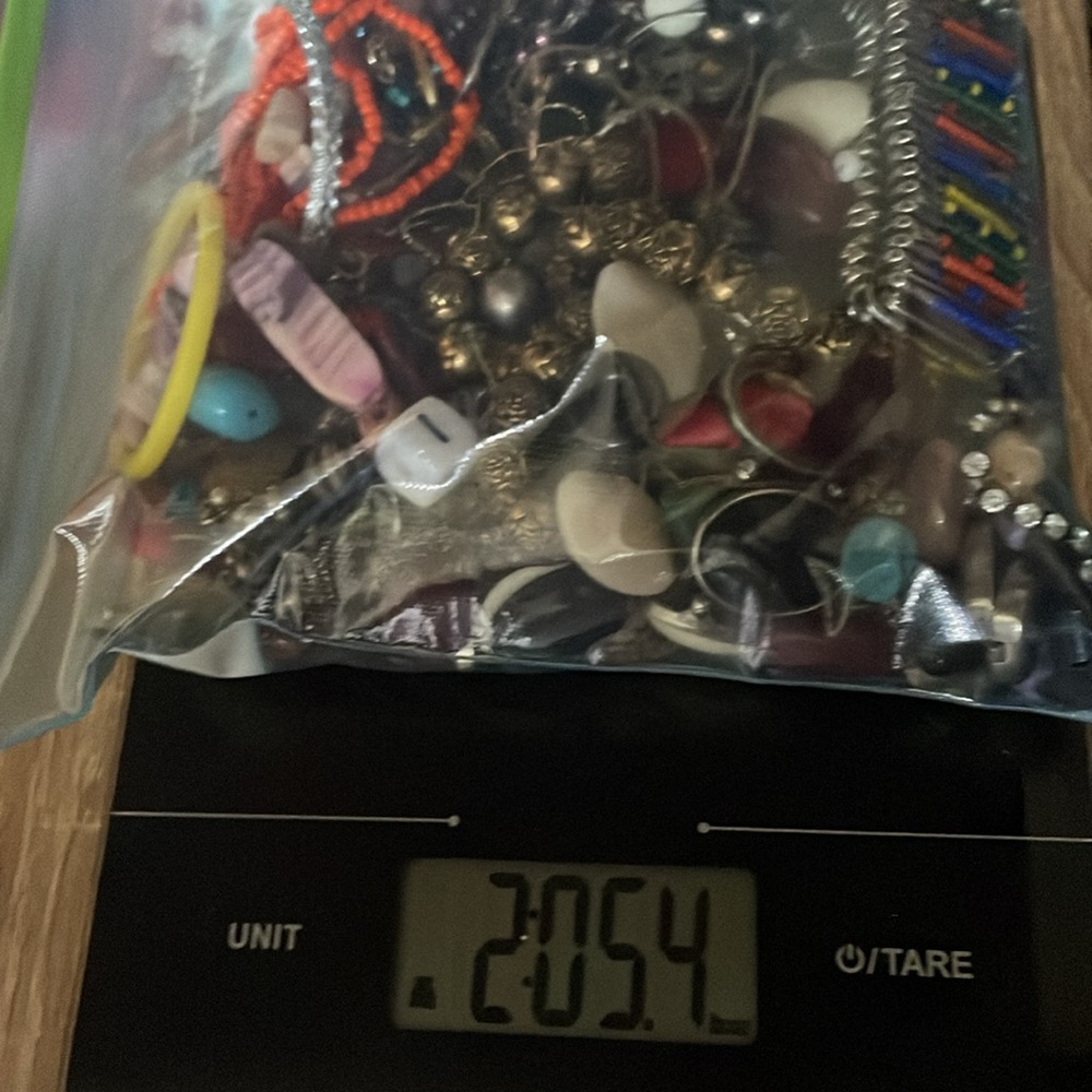 2lb vintage jewelry - Picture 3 of 3